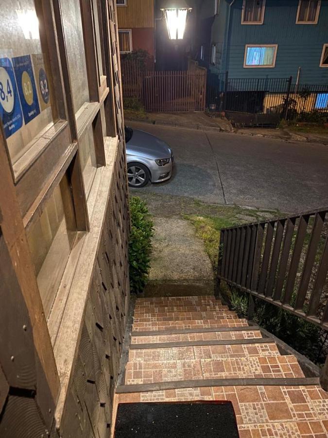 Hostal Y Cabanas Mirando Al Mar Puerto Montt Kültér fotó