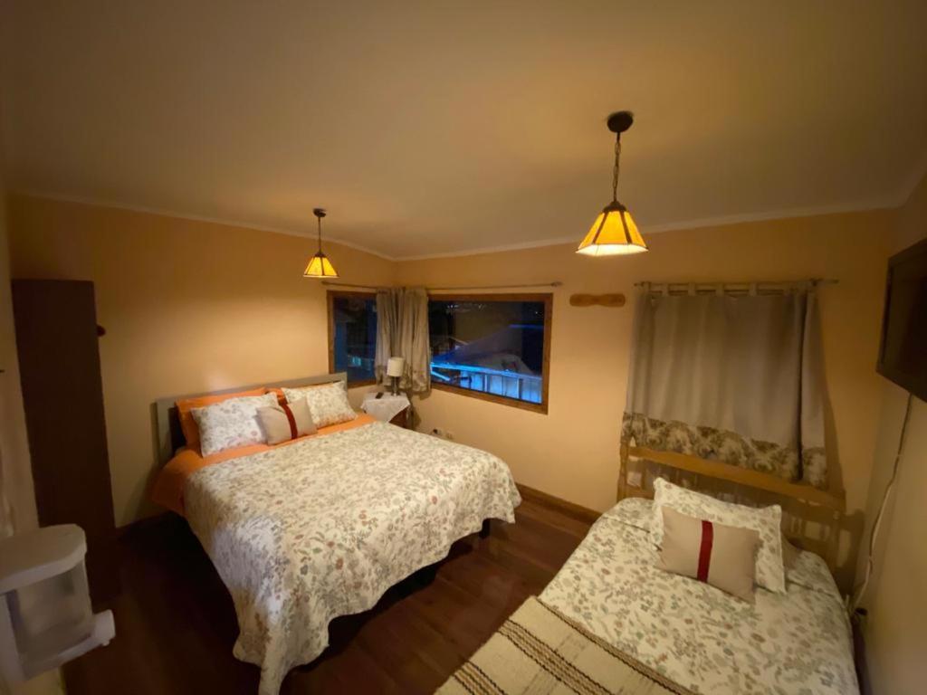 Hostal Y Cabanas Mirando Al Mar Puerto Montt Kültér fotó